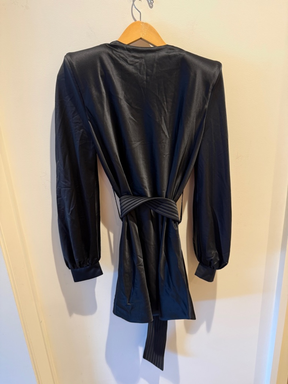 Zhivago NWT Cala Conta Satin Minidress size 6 - Picture 12 of 13